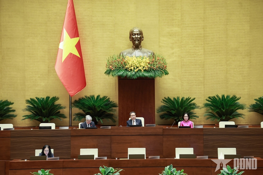 Kỳ họp thứ hai, Quốc hội khóa XVI: Đề xuất cấm trưng bày thuốc lá